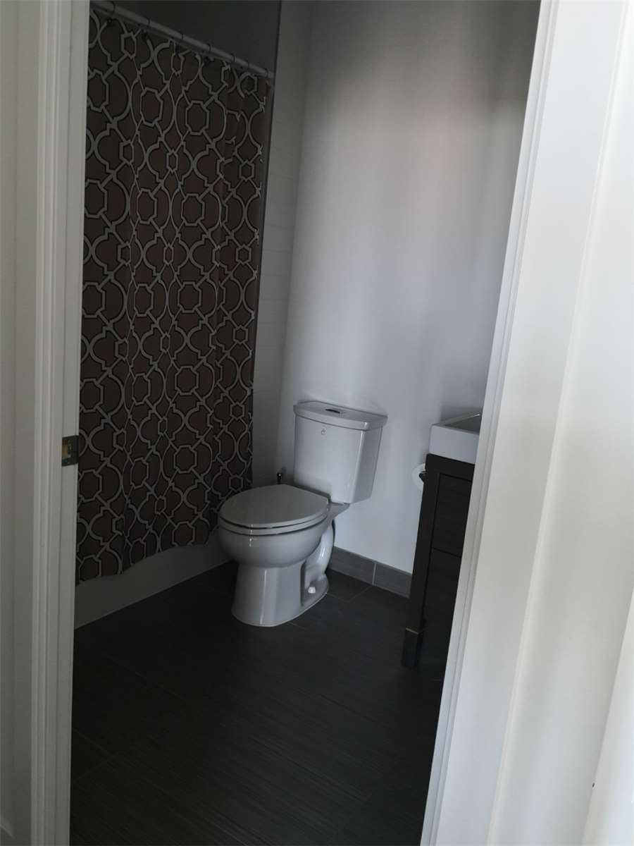 Rent Condo C4854952
