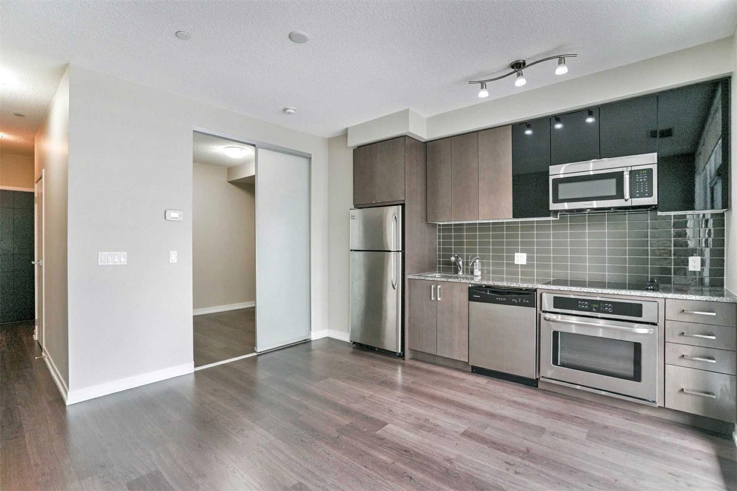 Rent Condo C4862830