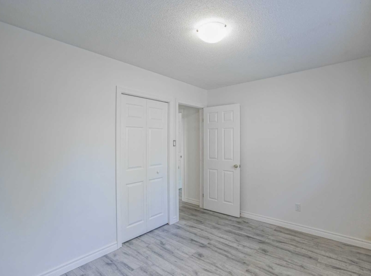 Rent Condo C4949946
