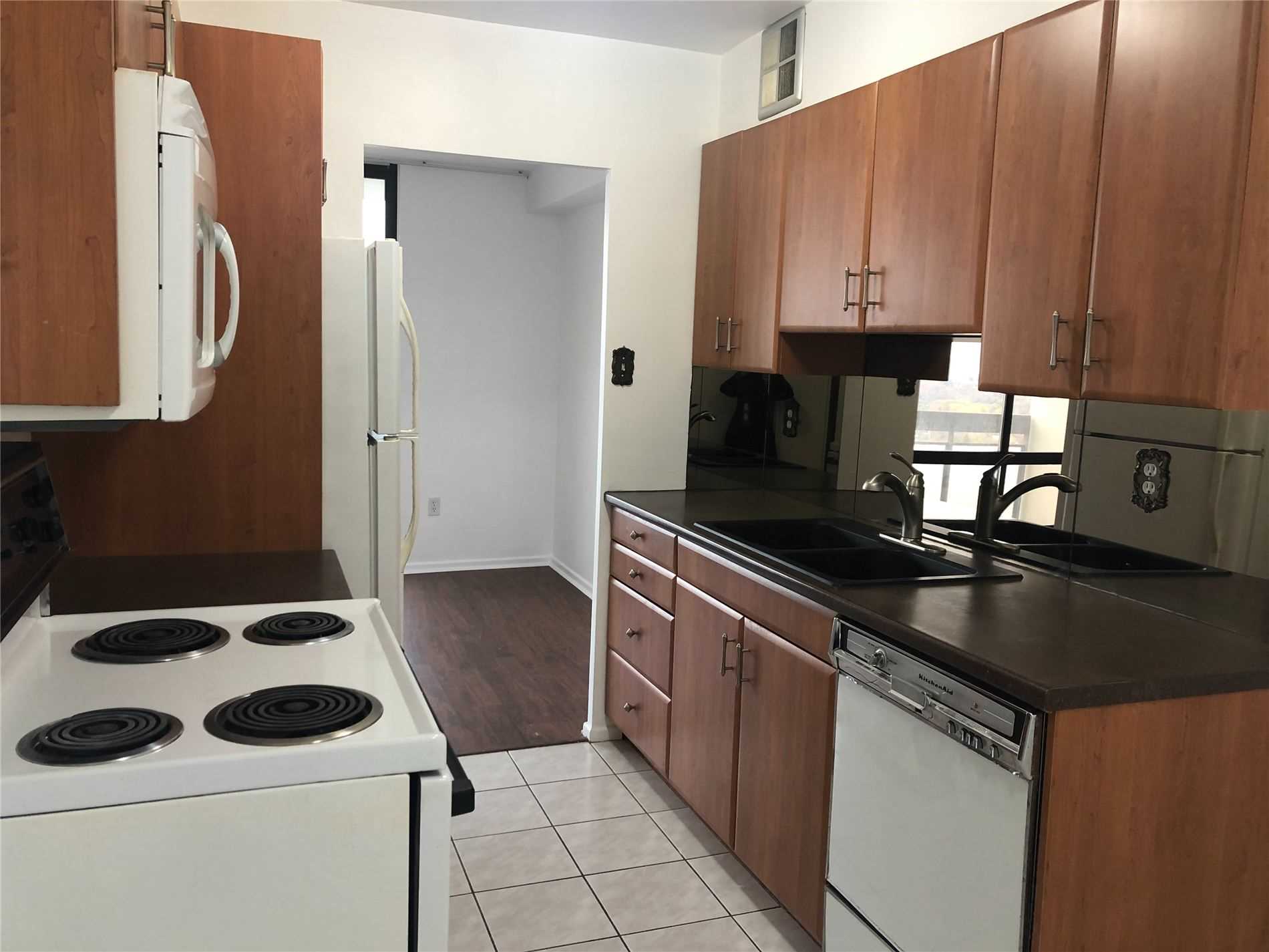 Rent Condo C4977983
