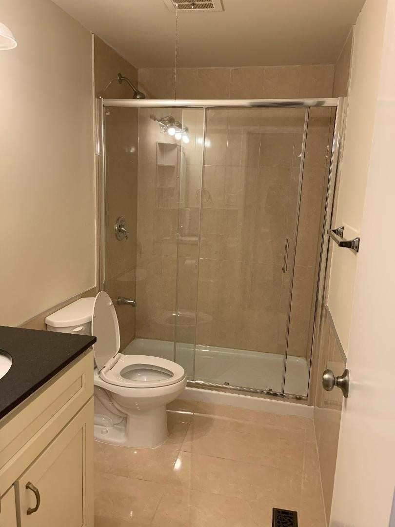 Rent Twnhouse N4989070
