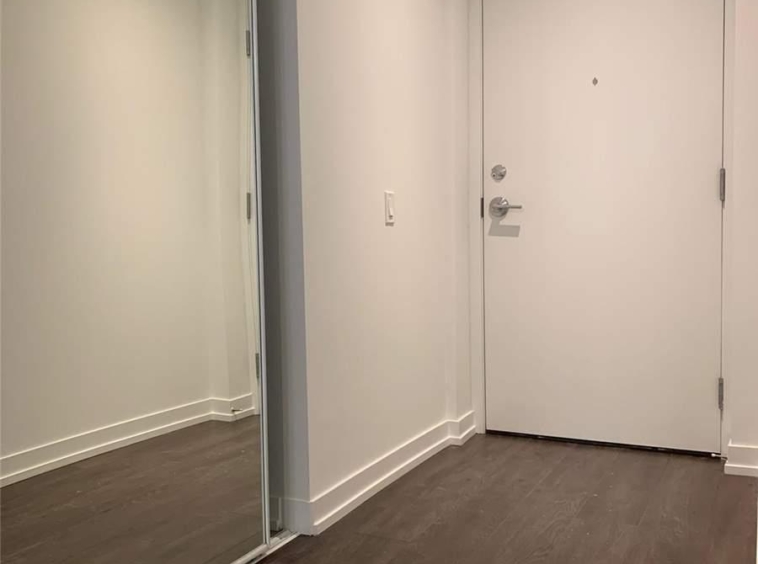 Rent Condo N4996278