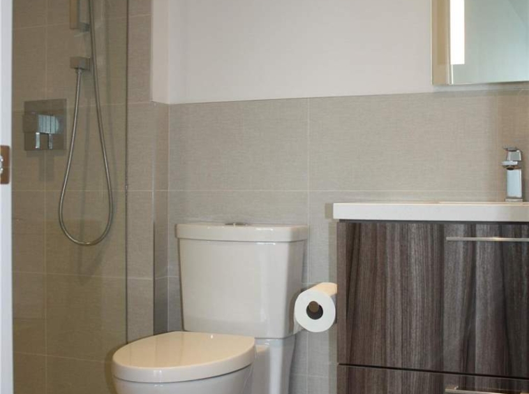 Rent Condo N5053963