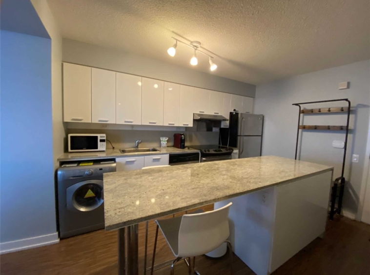 Rent Condo C5074940