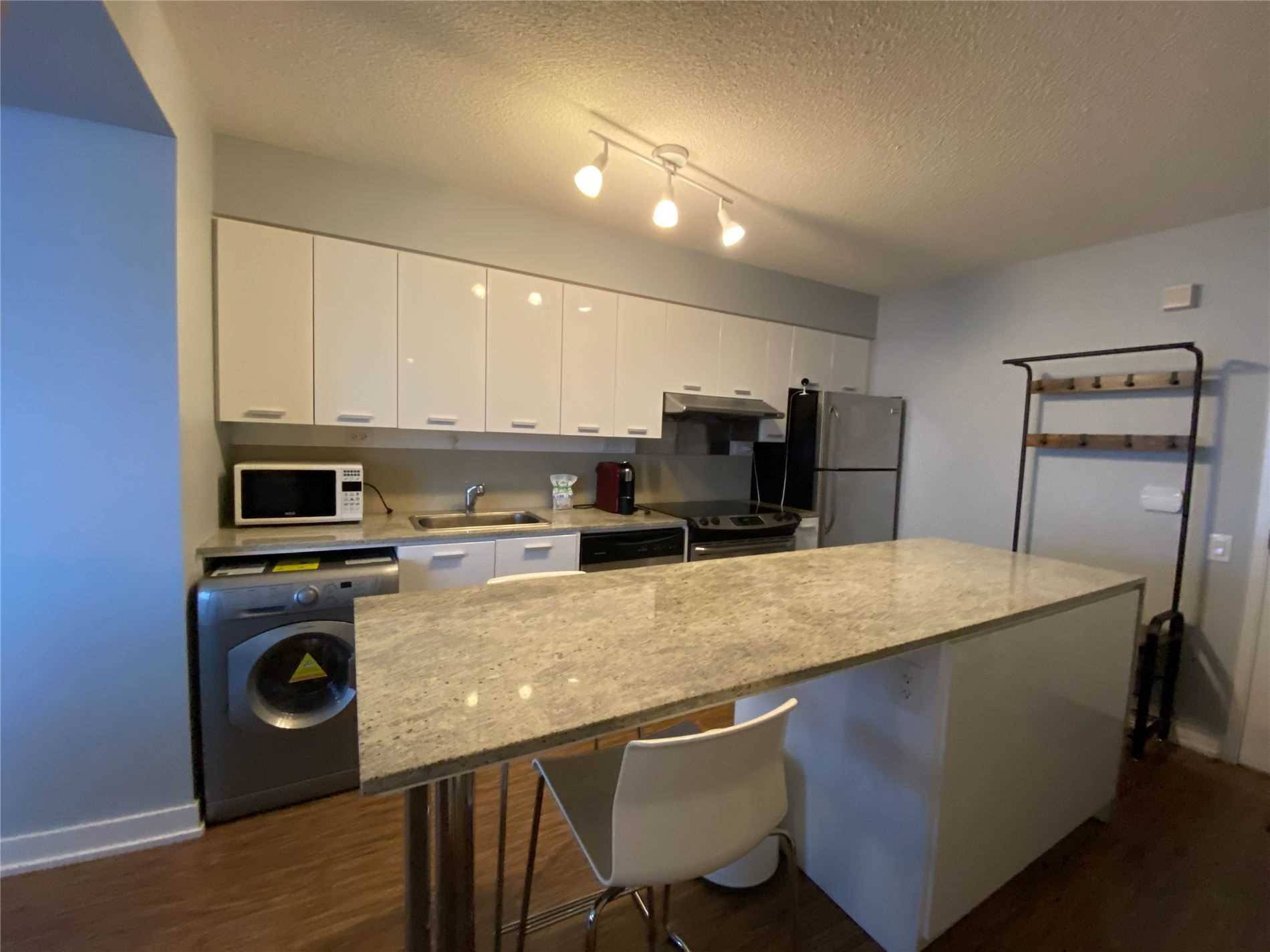 Rent Condo C5074940