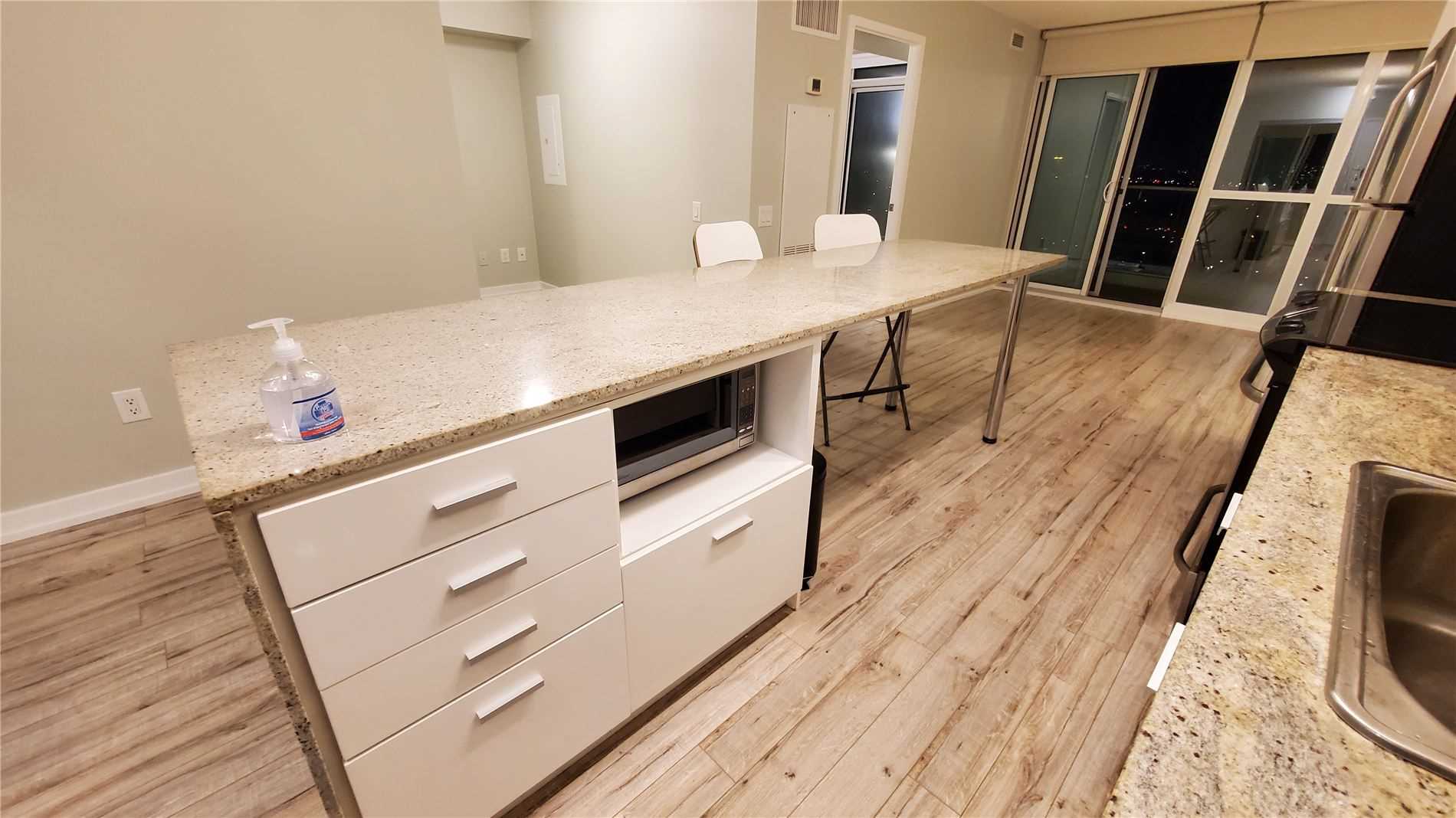 Rent Condo C5083815