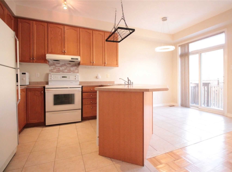 Rent Twnhouse N5092012