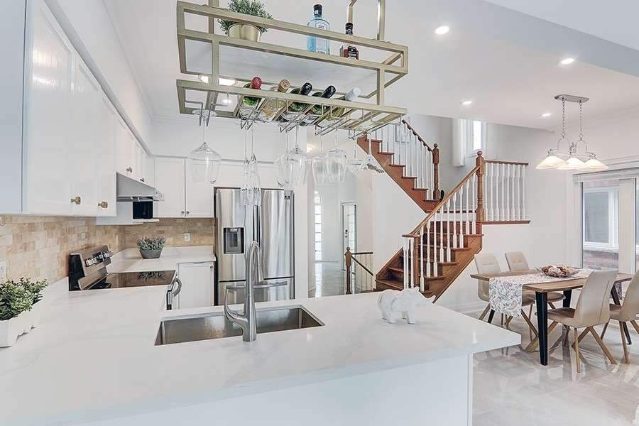 Sale Semi-Detached N5107219