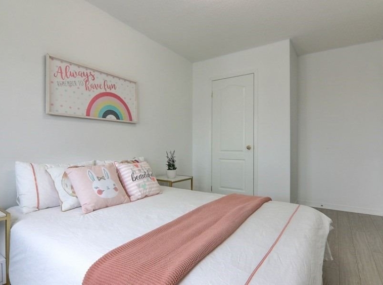 Sale Semi-Detached N5107219
