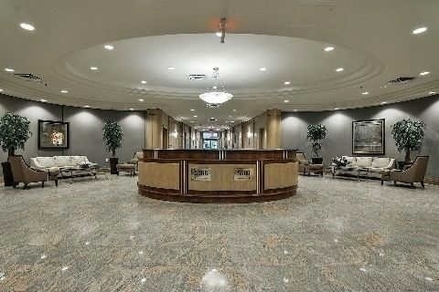 Rent Condo C5162743