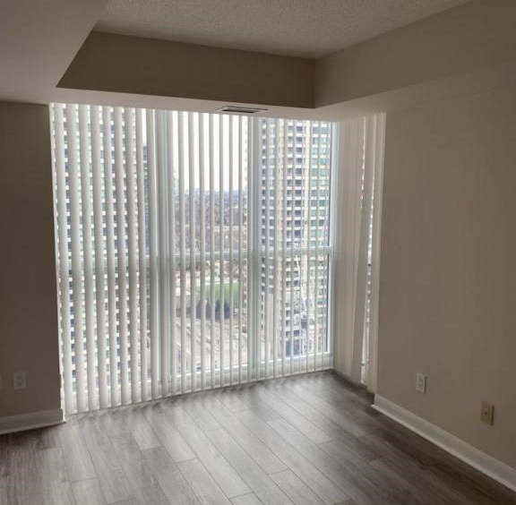 Rent Condo C5192116