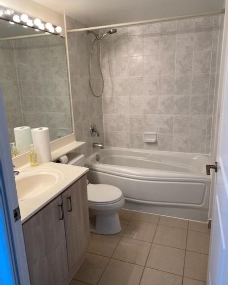 Rent Condo C5192116