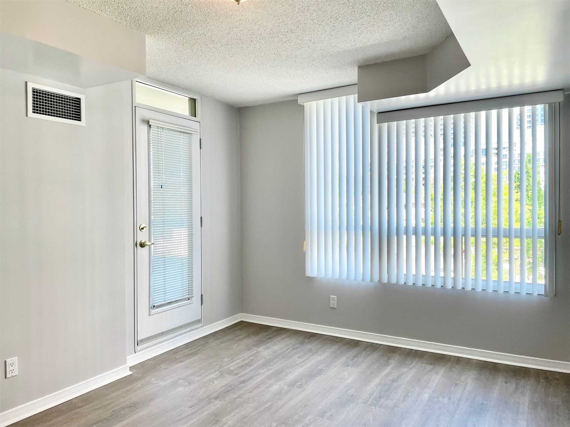 Rent Condo N5281352