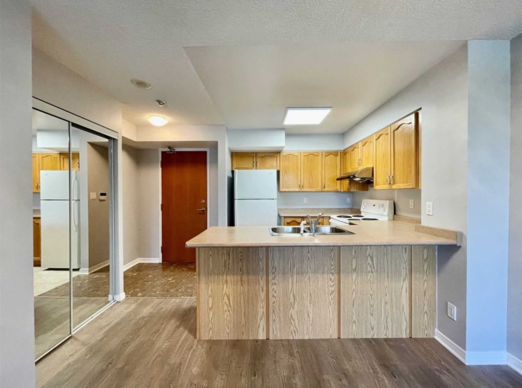 Rent Condo N5281352