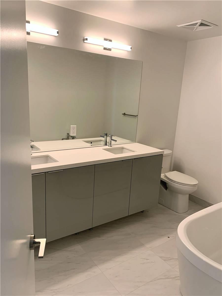 Rent condo in C5400900