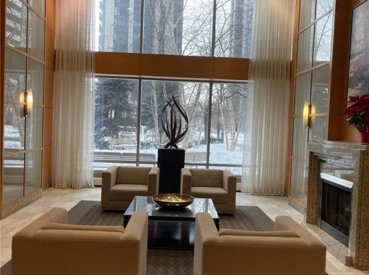 Rent 1+1Bedroom condo C5514540